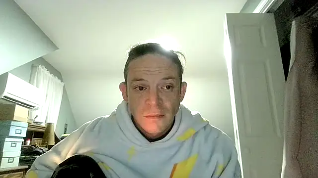 ShadowLove85 online show from April 4, 2026, 1:59 am