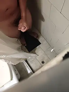 Snapshot of mamichula266 chatting on February 18, 2026, 12:50 am mamichula266 online show from February 18, 2026, 12:50 am