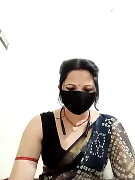 Snapshot of karishma_Bhabhi chatting on April 18, 2026, 11:58 am karishma Bhabhi online show from April 18, 2026, 11:58 am