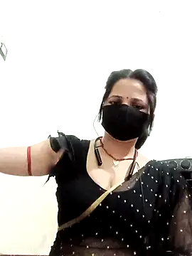 Snapshot of karishma_Bhabhi chatting on May 11, 2026, 6:16 pm karishma Bhabhi online show from May 11, 2026, 6:16 pm
