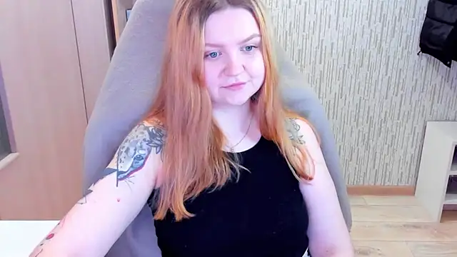 AnitaXVine online show from March 11, 2026, 12:11 pm