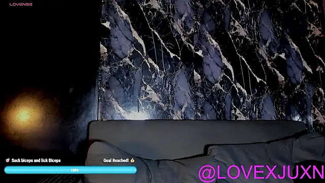 LovexJuxn8 online show from March 24, 2026, 9:31 pm