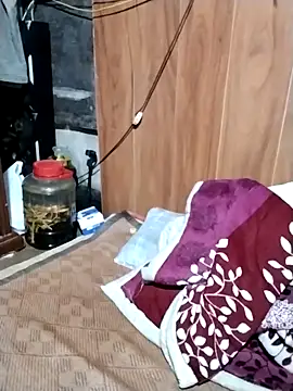 cute-shine online show from April 5, 2026, 11:02 pm