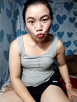 Snapshot of lovely-742 chatting on May 6, 2026, 1:38 pm lovely-742 online show from May 6, 2026, 1:38 pm