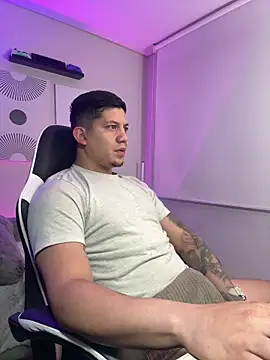  robertobaggioo online show from March 21, 2026, 12:21 pm