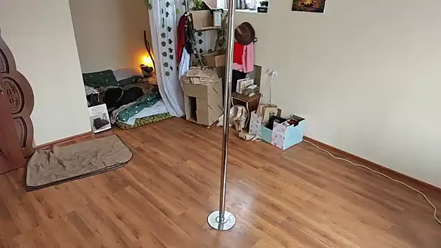 Kamila Moore  online show from March 22, 2026, 12:52 pm