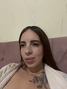 Larinhap online show from May 24, 2026, 2:05 am
