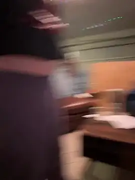 Snapshot of Islebetid2021 chatting on March 2, 2026, 9:21 pm Islebetid2021 online show from March 2, 2026, 9:21 pm