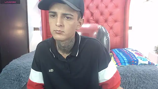 Snapshot of benjamin_anthony chatting on February 28, 2026, 2:29 pm benjamin anthony online show from February 28, 2026, 2:29 pm