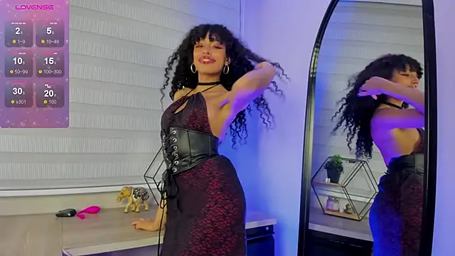 Snapshot of Tamia_25 chatting on April 30, 2026, 8:04 pm Tamia 25 online show from April 30, 2026, 8:04 pm