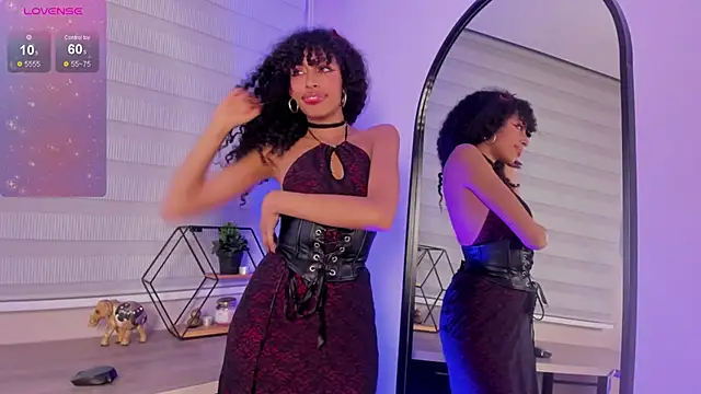 Snapshot of Tamia_25 chatting on April 30, 2026, 8:57 pm Tamia 25 online show from April 30, 2026, 8:57 pm