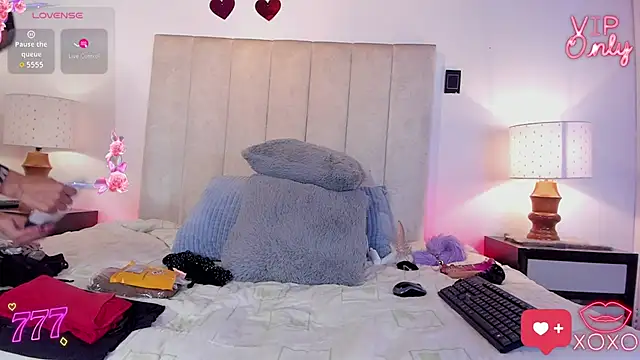 MissMilf  online show from March 28, 2026, 7:57 pm