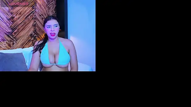 Snapshot of evelin_villan chatting on June 5, 2026, 12:22 pm evelin villan online show from June 5, 2026, 12:22 pm