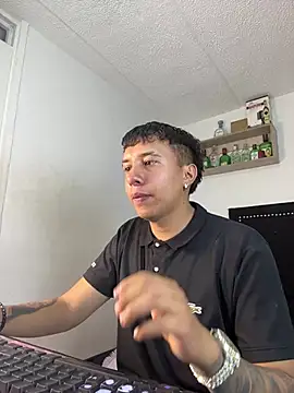 Jhony rayder online show from February 23, 2026, 1:58 am