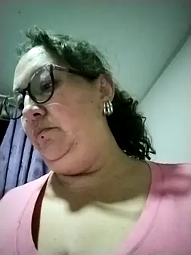  Saraqueen online show from March 3, 2026, 1:34 am