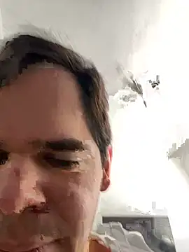 awesomemilkss online show from March 19, 2026, 7:51 pm