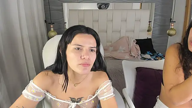 Snapshot of Veyra_sereny chatting on February 26, 2026, 10:42 pm Veyra sereny online show from February 26, 2026, 10:42 pm