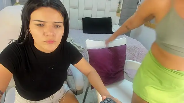 Veyra sereny online show from March 23, 2026, 10:36 pm