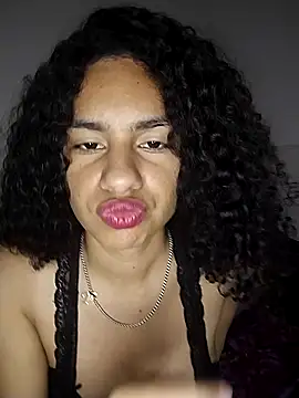 Snapshot of RizHoney chatting on February 13, 2026, 12:01 pm RizHoney online show from February 13, 2026, 12:01 pm