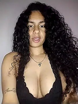 Snapshot of RizHoney chatting on February 21, 2026, 5:52 am RizHoney online show from February 21, 2026, 5:52 am