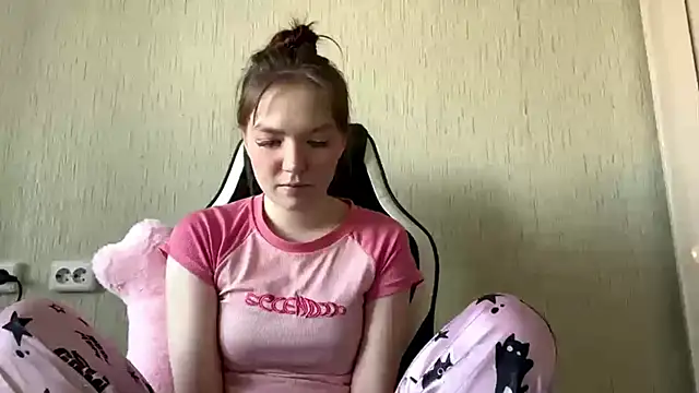 Snapshot of PlumbBump chatting on February 22, 2026, 9:19 am PlumbBump online show from February 22, 2026, 9:19 am