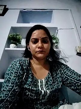 Snapshot of Anushka_Singh0 chatting on April 30, 2026, 5:41 pm Anushka Singh0 online show from April 30, 2026, 5:41 pm