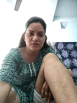 Snapshot of Anushka_Singh0 chatting on May 7, 2026, 3:34 am Anushka Singh0 online show from May 7, 2026, 3:34 am
