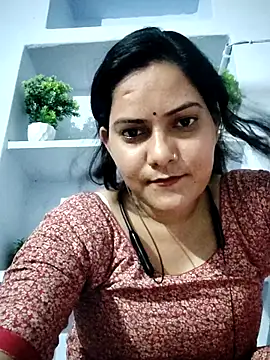 Snapshot of Anushka_Singh0 chatting on May 10, 2026, 5:29 pm Anushka Singh0 online show from May 10, 2026, 5:29 pm