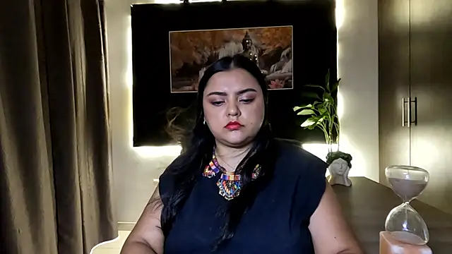 Snapshot of AzaraOnyx chatting on July 26, 2026, 2:02 pm AzaraOnyx online show from July 26, 2026, 2:02 pm