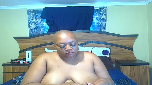 Queenxxxjesy online show from April 4, 2026, 11:29 am