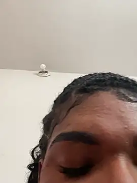 lulusexyy online show from March 18, 2026, 5:49 pm