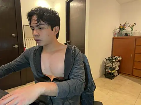 BentoBoxxx online show from March 19, 2026, 2:04 am