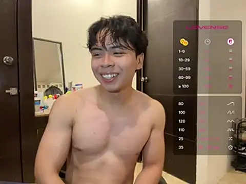 Snapshot of BentoBoxxx chatting on May 18, 2026, 1:13 am BentoBoxxx online show from May 18, 2026, 1:13 am