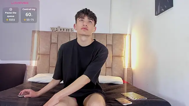 Noir Sebas online show from April 8, 2026, 4:12 am