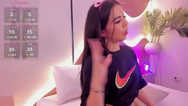 ariadna boneville online show from July 10, 2026, 3:11 am