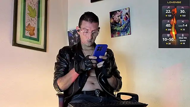 Snapshot of enzoprat chatting on February 23, 2026, 3:53 pm enzoprat online show from February 23, 2026, 3:53 pm