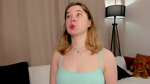 MaraaSwan online show from April 11, 2026, 1:43 am