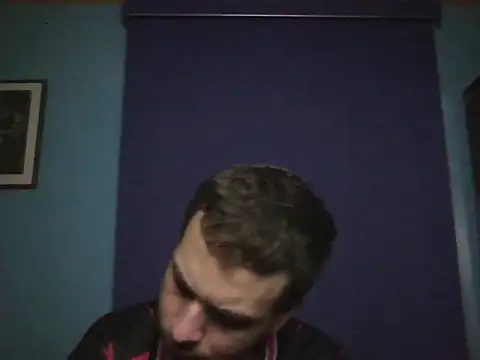 Snapshot of vinicius_ribas chatting on April 7, 2026, 3:40 am vinicius ribas online show from April 7, 2026, 3:40 am