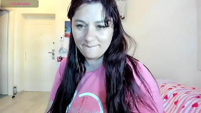 EVELYNA88 online show from July 26, 2026, 8:32 am