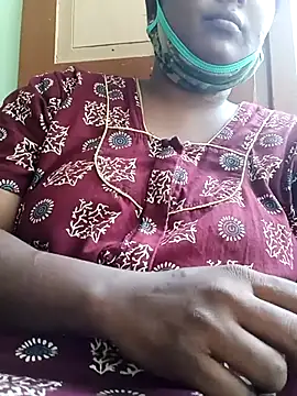 Snapshot of tamilkaviya431 chatting on April 13, 2026, 11:16 am tamilkaviya431 online show from April 13, 2026, 11:16 am