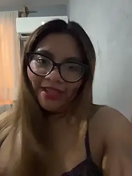 Snapshot of ludmila_x chatting on March 3, 2026, 5:24 am ludmila x online show from March 3, 2026, 5:24 am