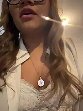 Snapshot of ludmila_x chatting on March 4, 2026, 2:06 am ludmila x online show from March 4, 2026, 2:06 am