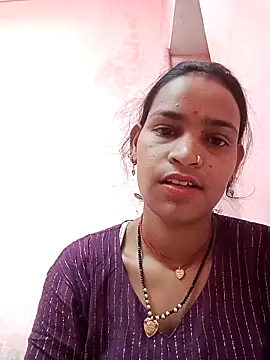Snapshot of BIG_KRISHMA_NENA chatting on April 4, 2026, 1:37 am BIG KRISHMA NENA online show from April 4, 2026, 1:37 am