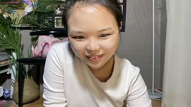 xiaosu22 online show from April 19, 2026, 8:46 am