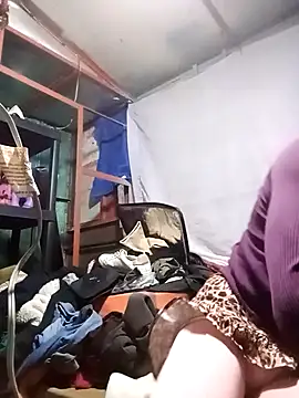 Snapshot of LACALIENTEDECHALCO chatting on February 25, 2026, 10:47 am LACALIENTEDECHALCO online show from February 25, 2026, 10:47 am