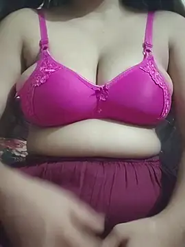 tanisha-me online show from June 22, 2026, 4:26 pm