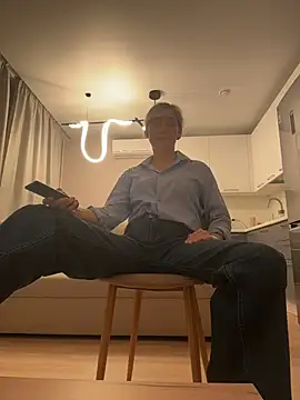 Snapshot of CarmenBlues_ chatting on February 17, 2026, 4:13 pm CarmenBlues online show from February 17, 2026, 4:13 pm