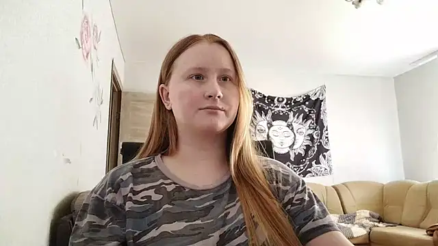 Snapshot of AnikaLipps chatting on April 28, 2026, 2:44 pm AnikaLipps online show from April 28, 2026, 2:44 pm
