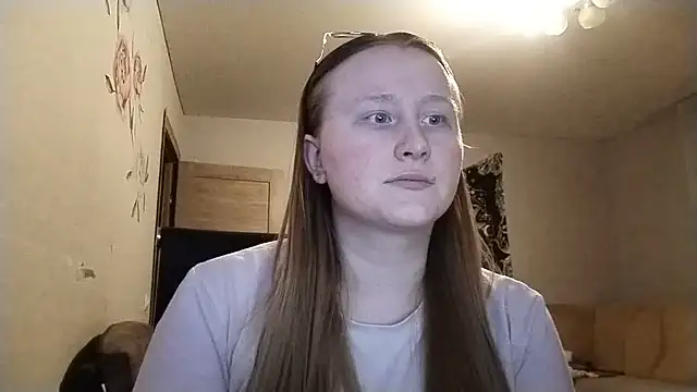 Snapshot of AnikaLipps chatting on May 2, 2026, 12:04 am AnikaLipps online show from May 2, 2026, 12:04 am