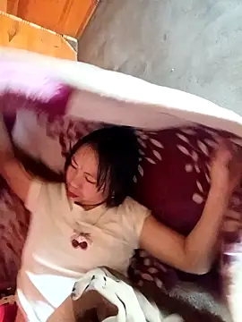 Pretty girl 2 online show from February 28, 2026, 2:29 pm